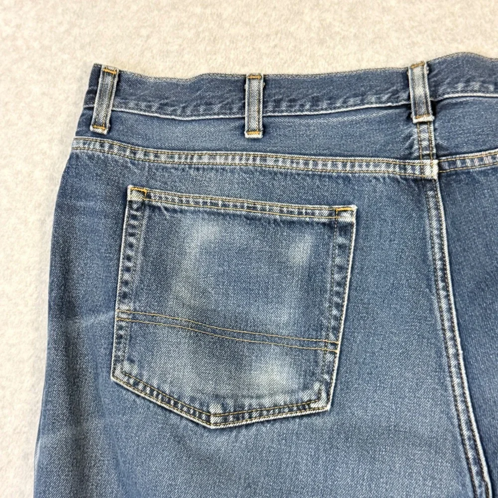 LL Bean Mens 42x34 Straight Leg Jeans Medium Wash Denim 100% Cotton OAAJ4